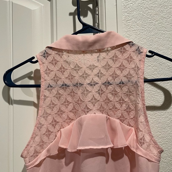 Candie’s sleeveless lace blouse, pink, Size XS - Picture 5 of 6